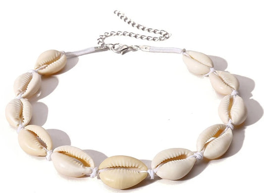 Halskette aus Muscheln